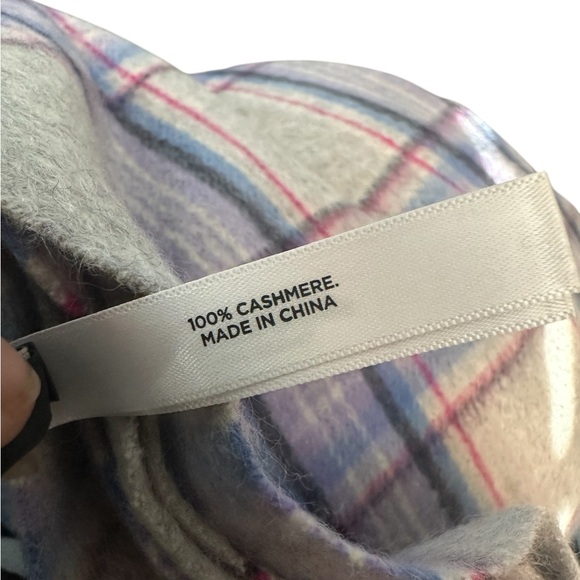 Talbots 100% Cashmere Scarf Gray Blue Pink Black - Picture 2 of 4